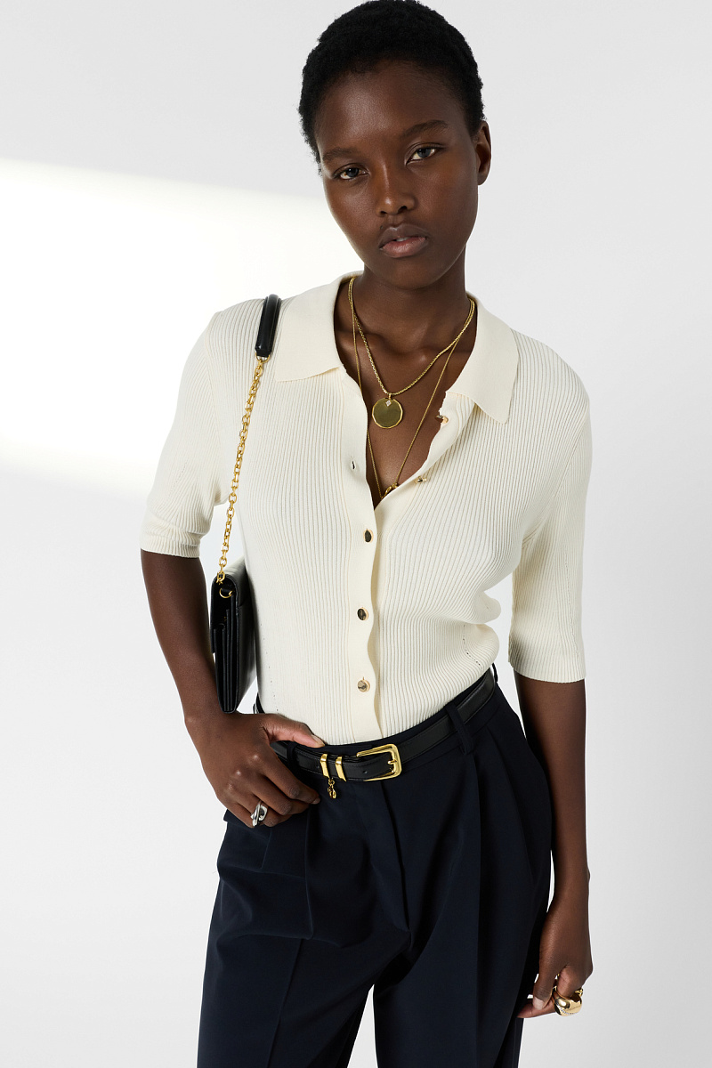 LOUIZA - Белый ребристый жилет с воротником-поло