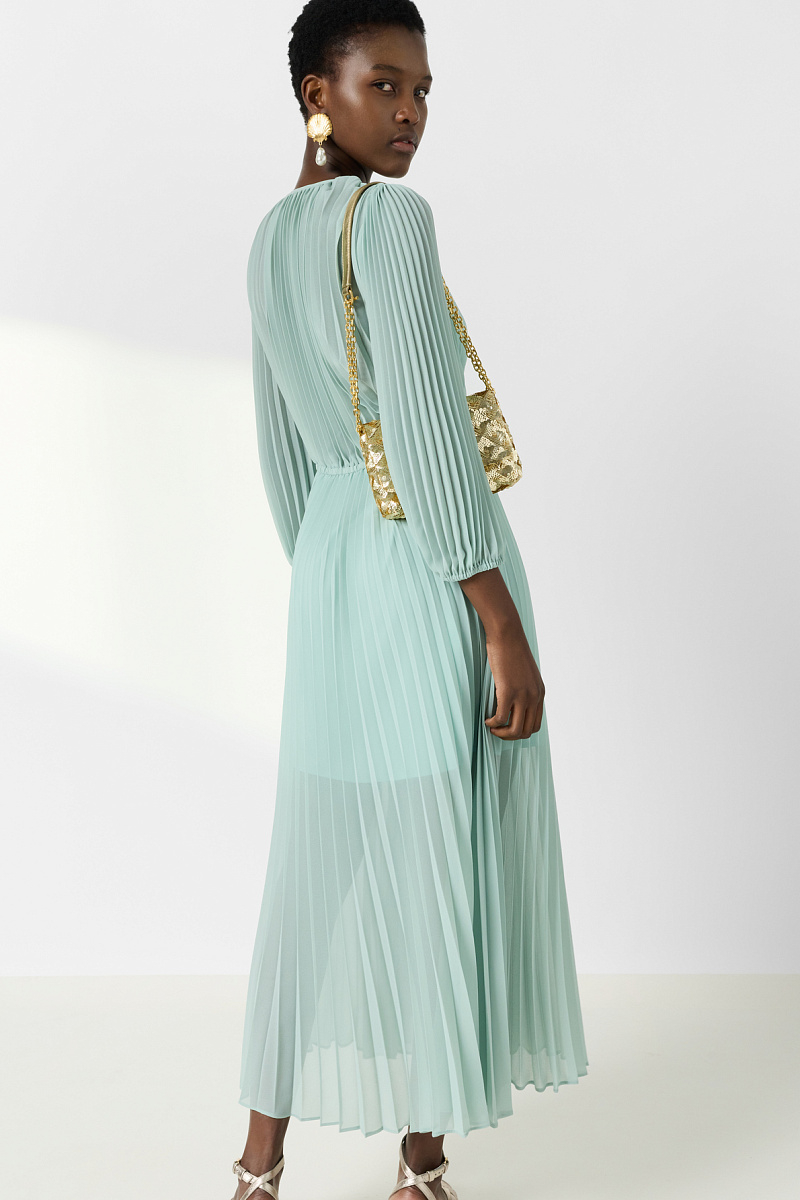 RAYNA - Длинное плиссированное платье лазурного цвета