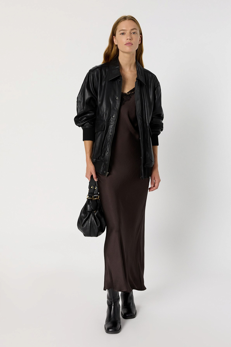 LOU - Длинное платье на тонких бретелях с кружевом