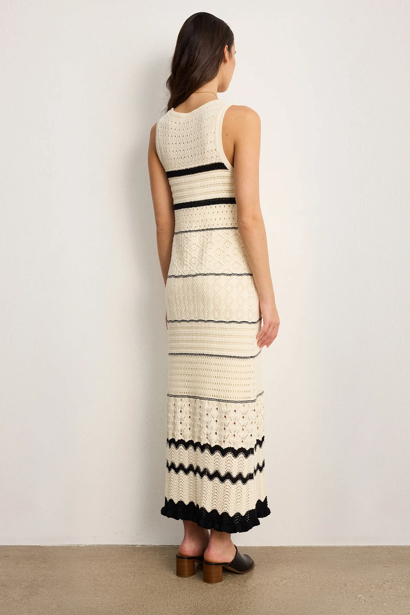ASSIA - Белое ажурное трикотажное платье в полоску