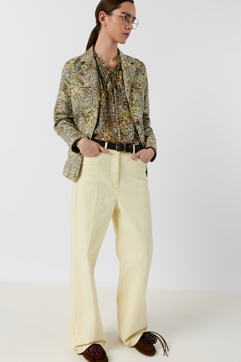 AELINA - Прямые широкие джинсы в оттенке сливочного масла