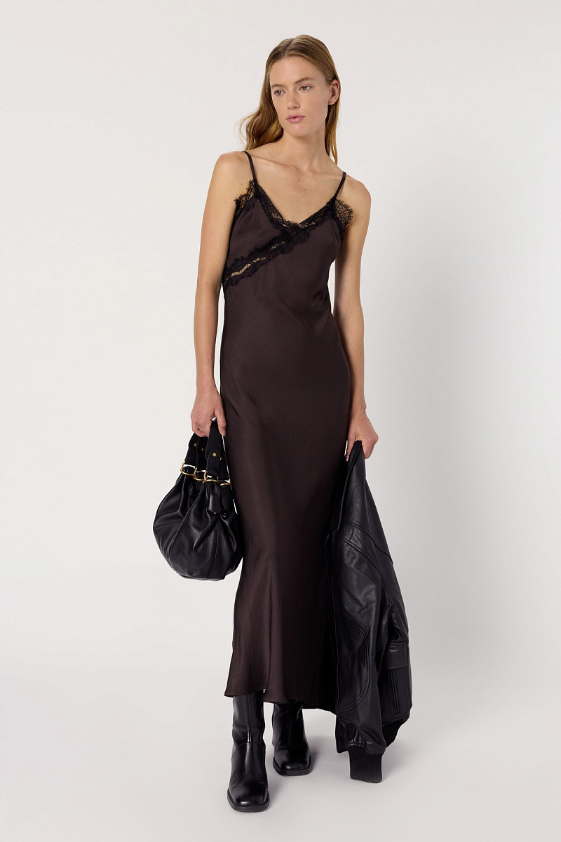 LOU - Длинное платье на тонких бретелях с кружевом