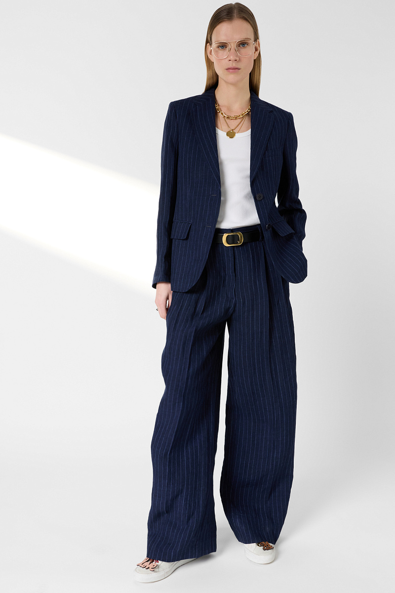 Темно-синий жакет из льна в тонкую вертикальную полоску