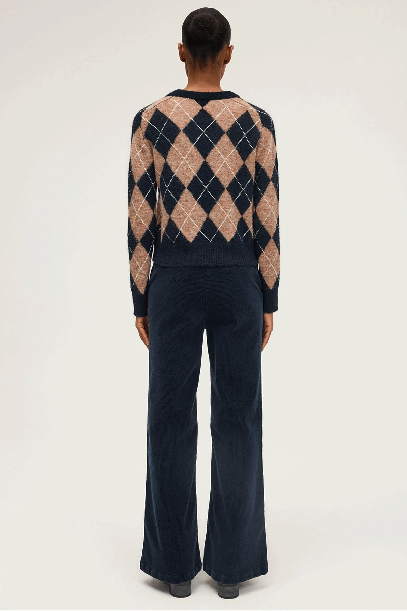 ELEANA - Свободный джемпер с контрастными ромбами