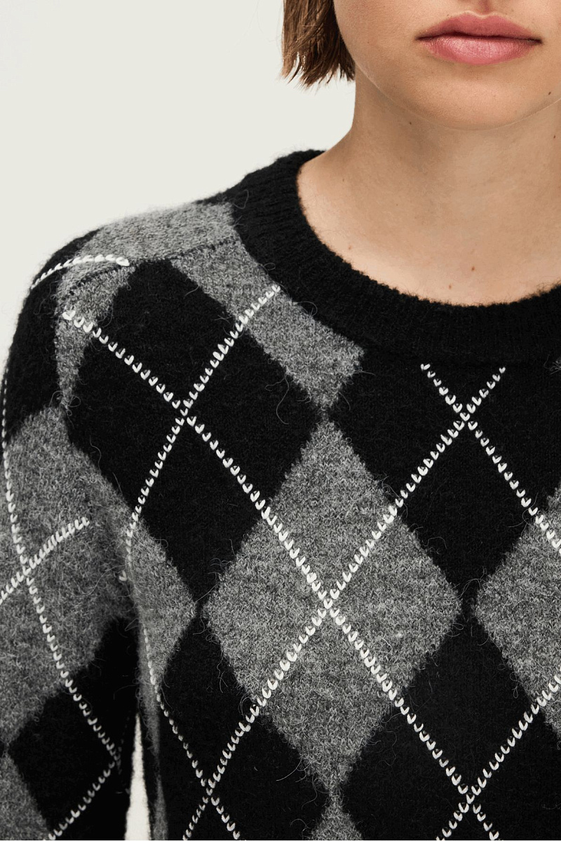 ELEANA - Свободный джемпер с контрастными ромбами