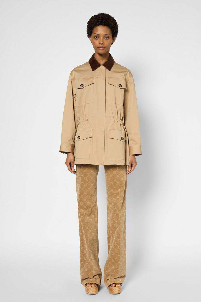 Куртка с вельветовым воротником