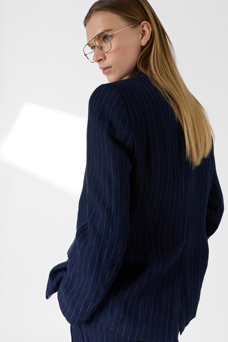 Темно-синий жакет из льна в тонкую вертикальную полоску