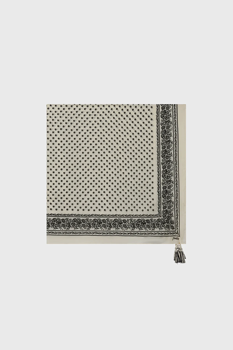 FATIHA - Шелковый платок с черно-белым цветочным принтом и кисточками