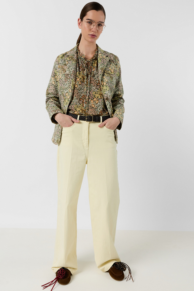 AELINA - Прямые широкие джинсы в оттенке сливочного масла