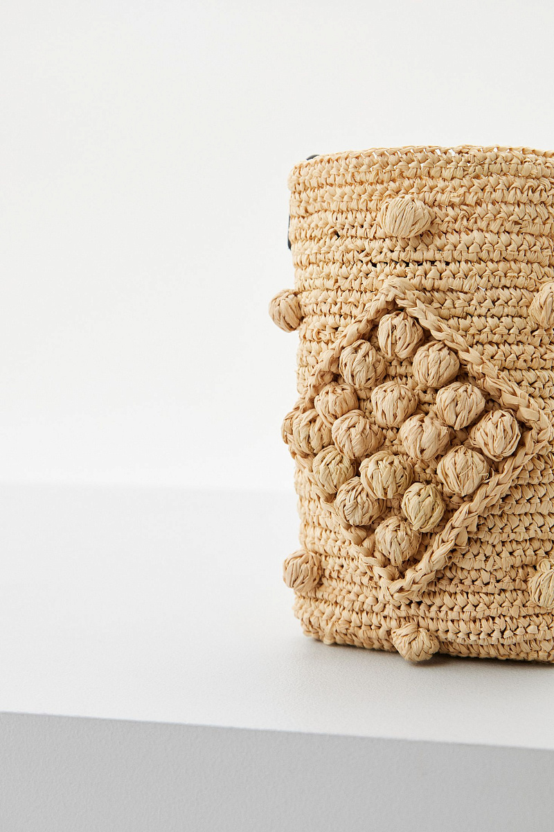 Чехол для телефона из рафии