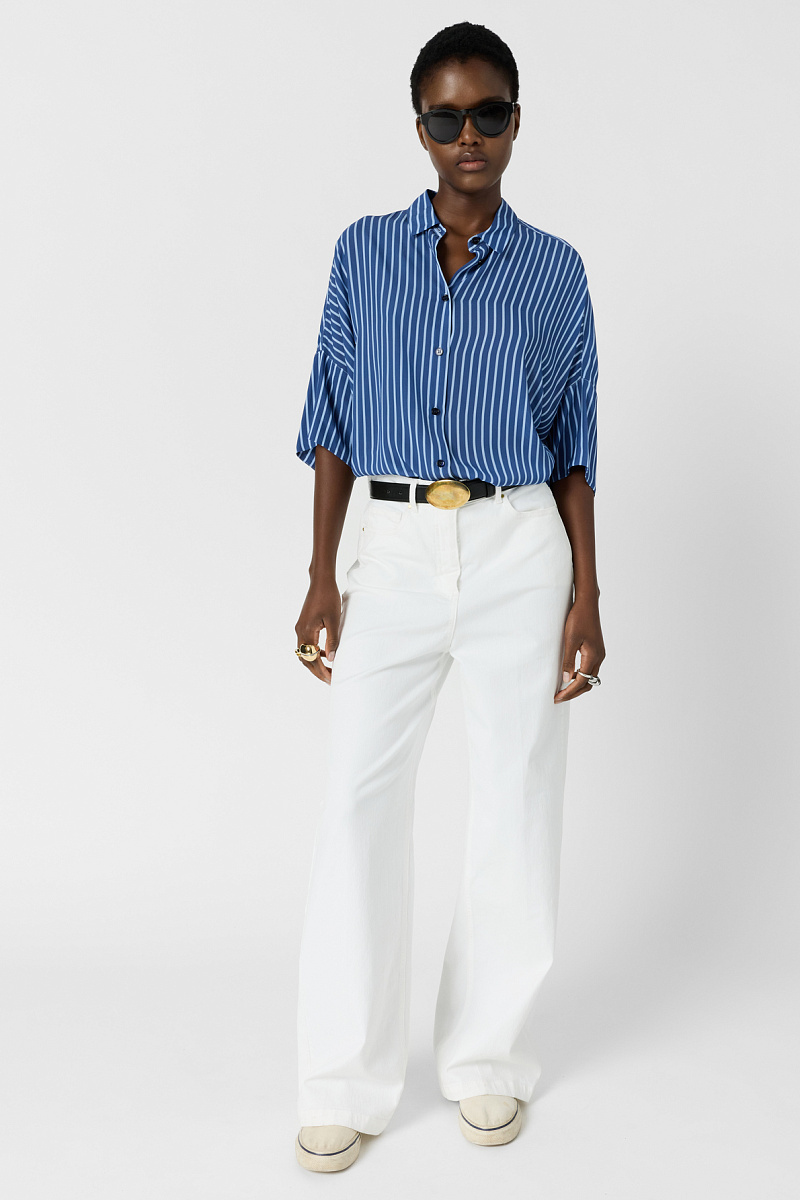 CRISSY - Свободная футболка в полоску в цвете индиго