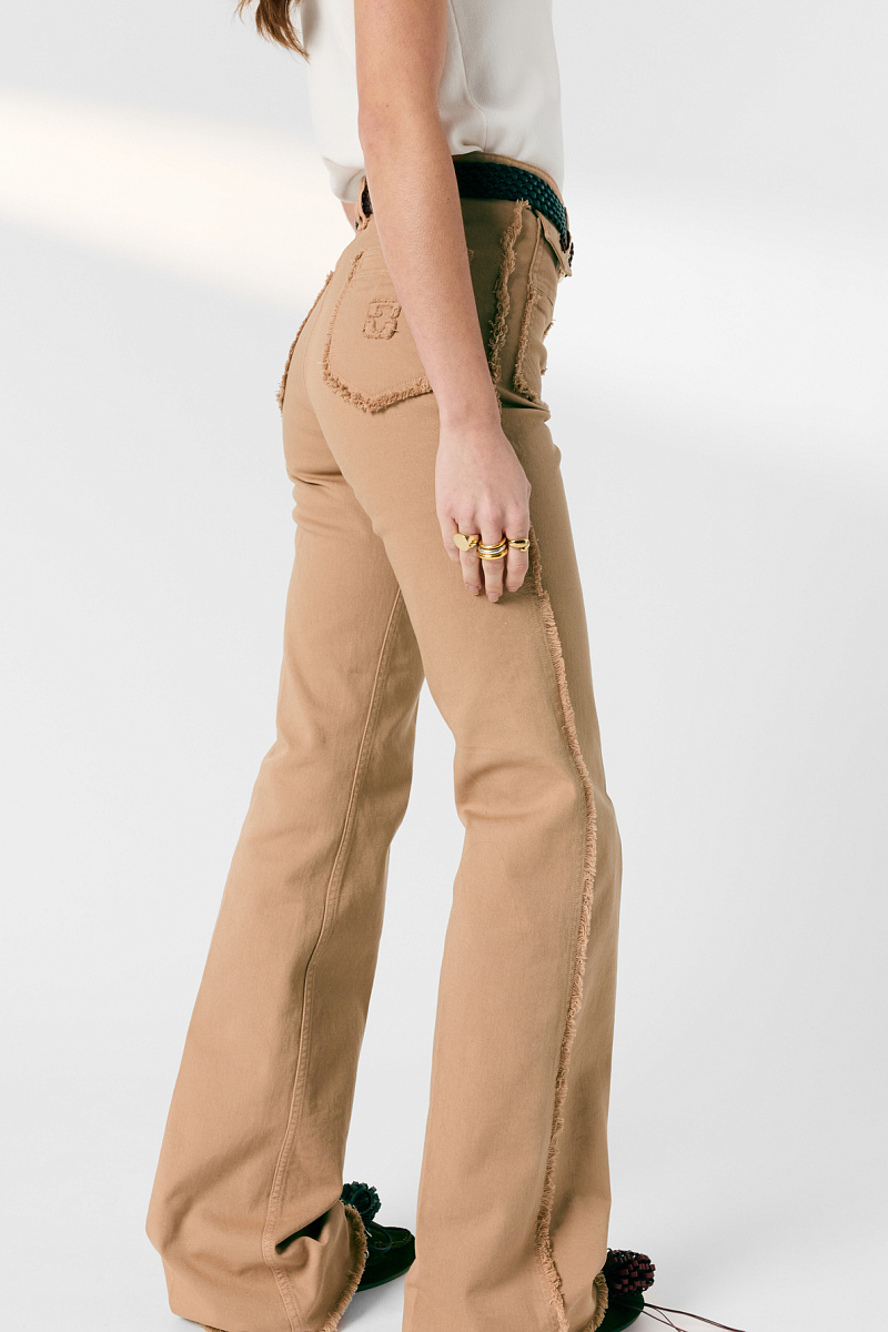 ANNA - Джинсы-клеш с бахромой в цвете кэмел