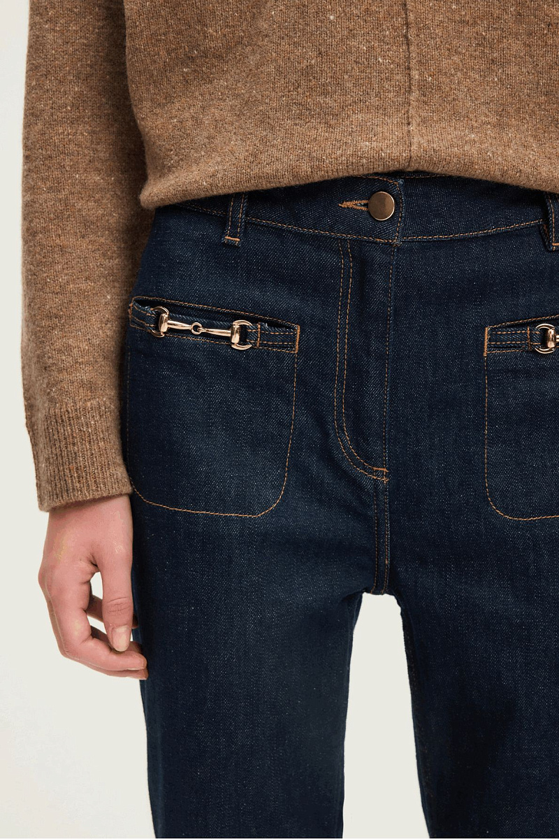 CIRA - Расклешенные джинсы с золотистой фурнитурой