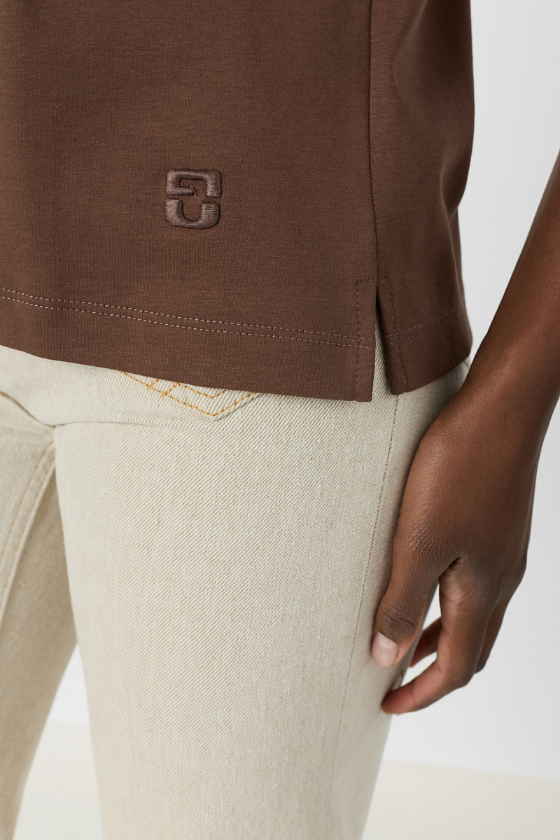 Коричневая футболка из хлопка