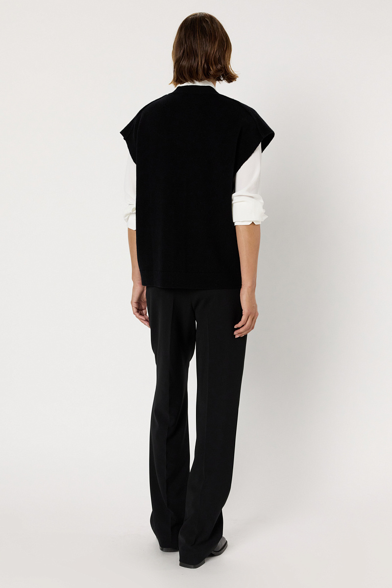 EGLEA - Жилет с V-образным вырезом